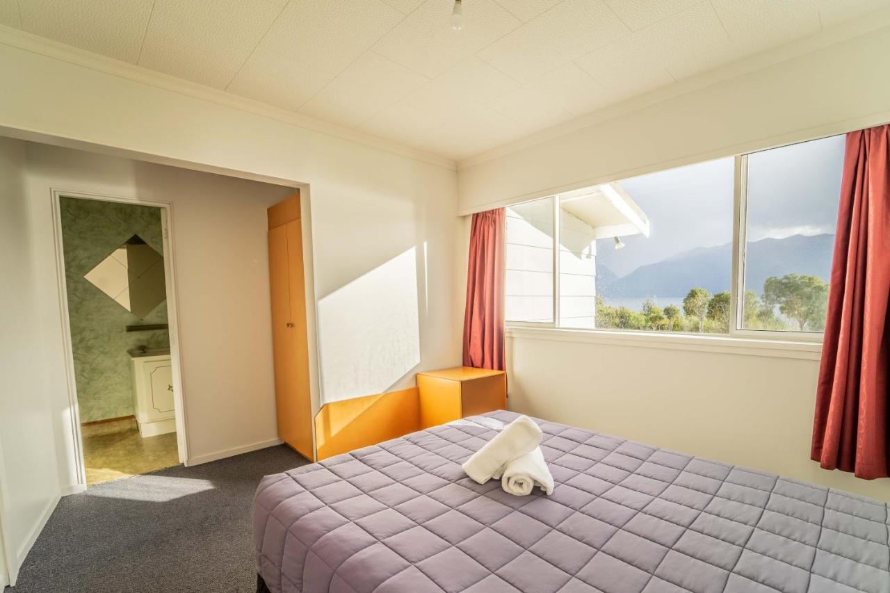 Fiordland National Park Lodge Te Anau Downs Eksteriør bilde