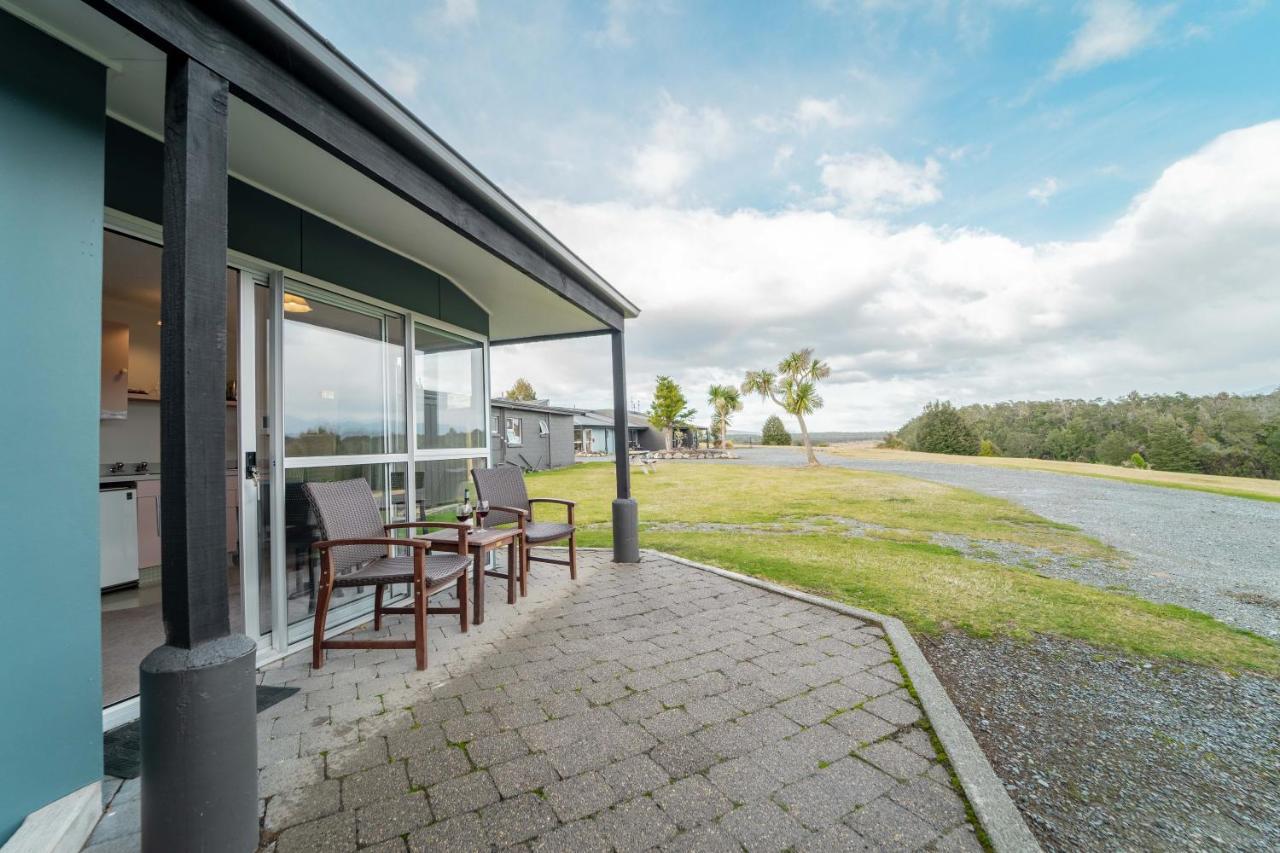 Fiordland National Park Lodge Te Anau Downs Eksteriør bilde