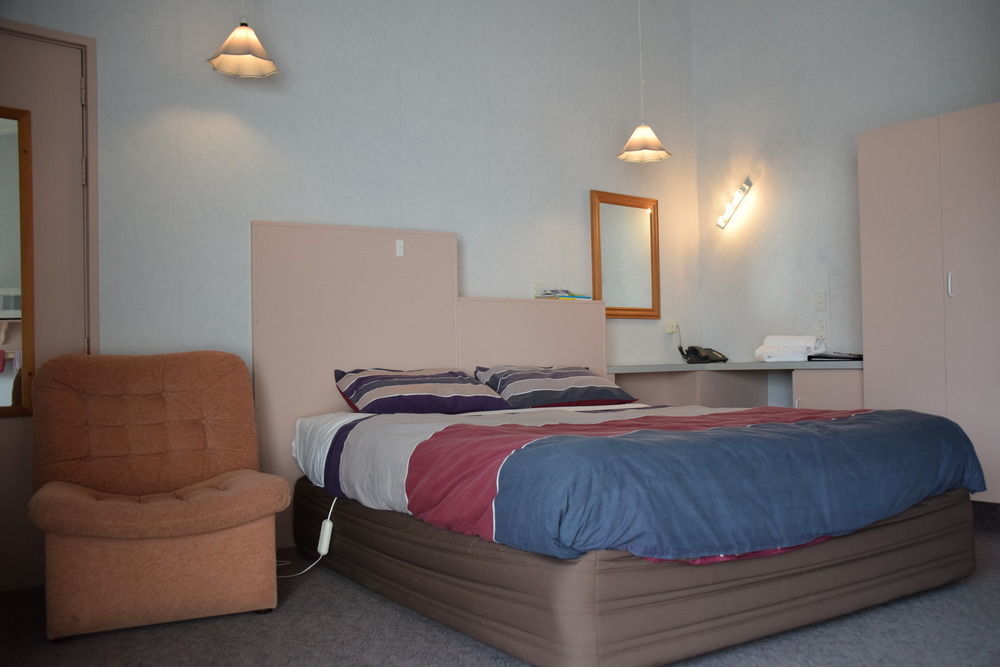 Fiordland National Park Lodge Te Anau Downs Eksteriør bilde
