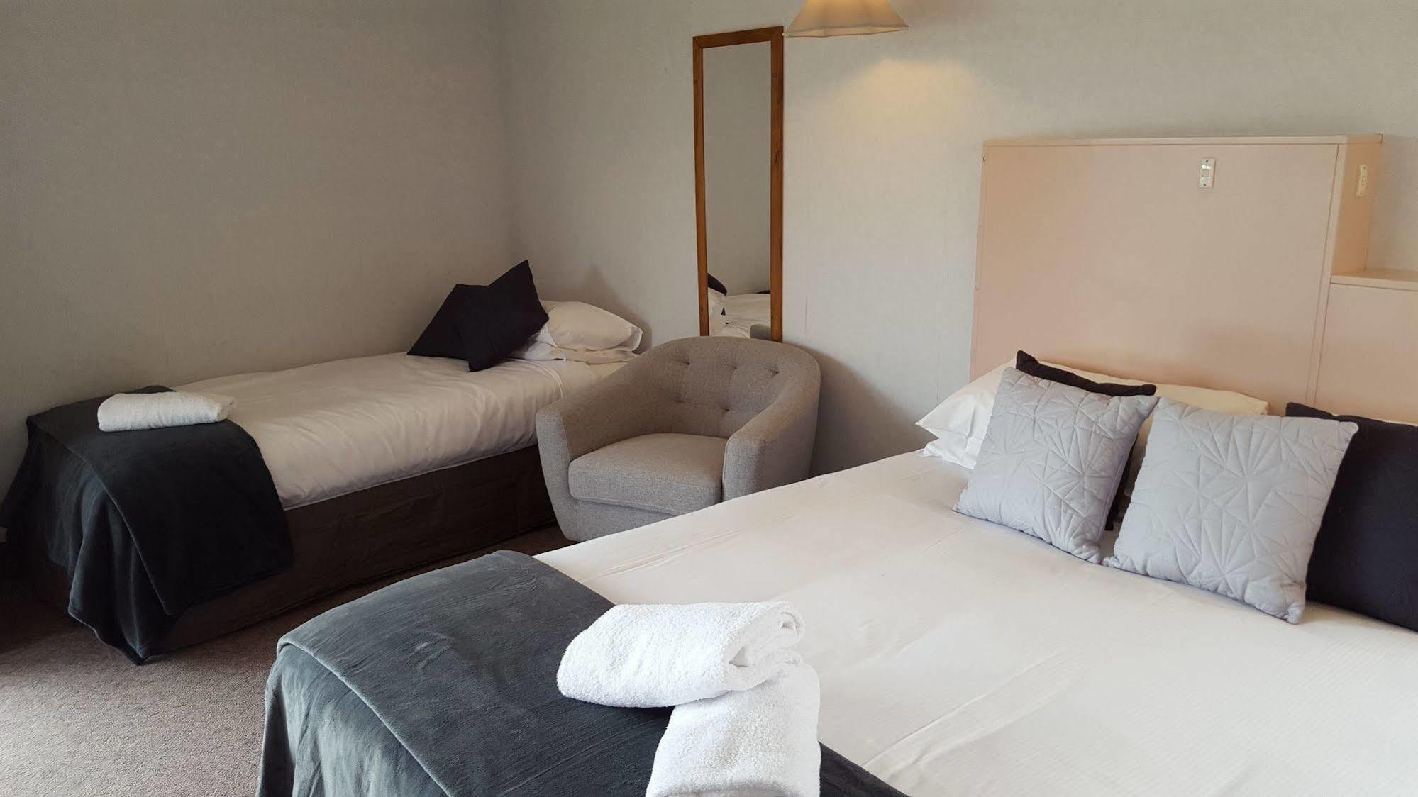 Fiordland National Park Lodge Te Anau Downs Eksteriør bilde